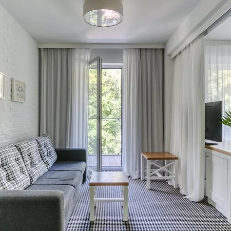 Shuum Boutique - Destigo 4* Колобжег