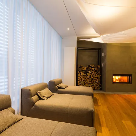 호텔 Shuum Boutique - Destigo 코워브제크