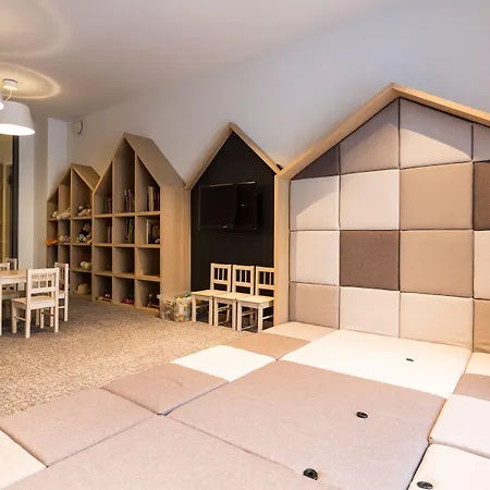 Shuum Boutique - Destigo 4* Колобжег