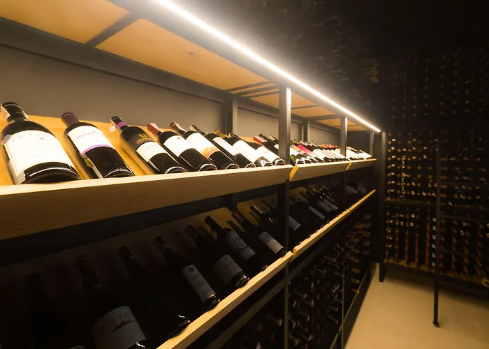 Shuum Boutique - Destigo Kołobrzeg